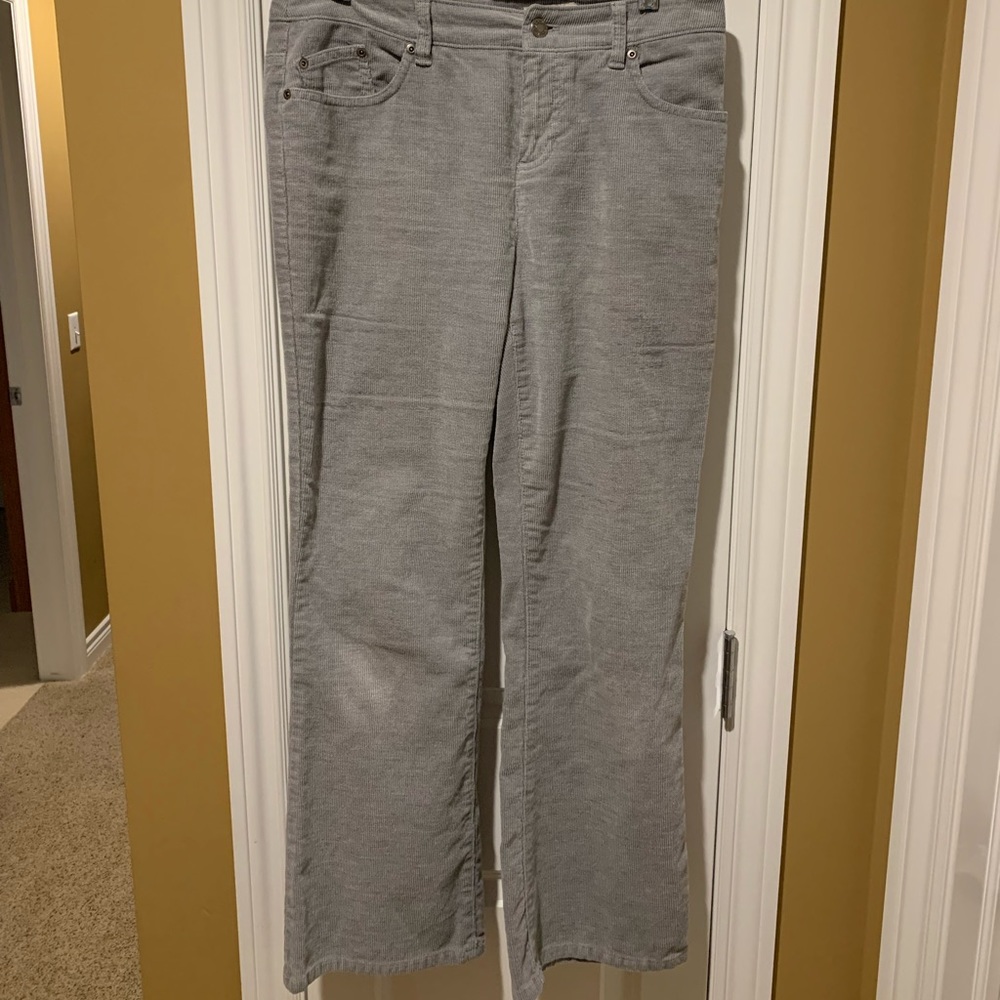 Jones New York Grey corduroy pants • 6 Petite • gently used